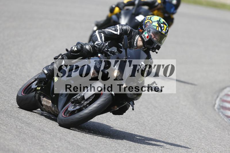 /27 12.06.2025 Ducati Schweiz Trackday Warmup  ADR/blau-bleu/3